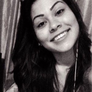 Meet your Posher, Esmeralda